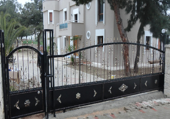 obtenir une simulation de travaux de pose et remplaçement de portail portillon 